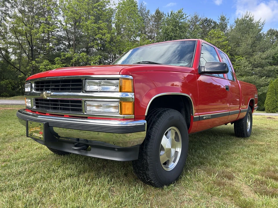 1998 Chevrolet C/K 4th Gen - Image 2 of 31