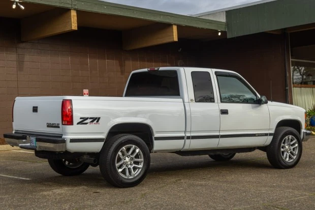 1998 Chevrolet C/K 4th Gen - Image 2 of 7
