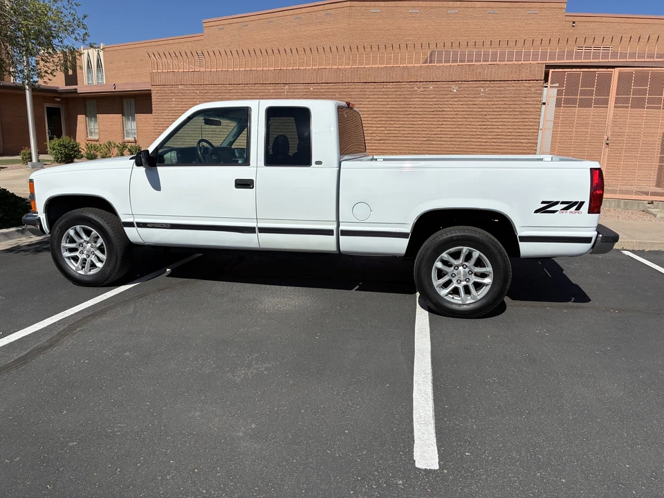1998 Chevrolet C/K 4th Gen - Image 8 of 31