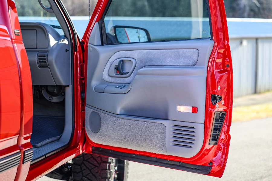 1998 Chevrolet C/K 4th Gen - Image 23 of 29
