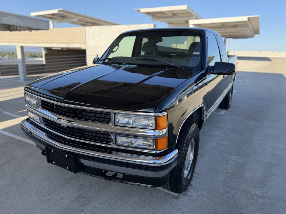 1998 Chevrolet C/K 4th Gen - Image 2 of 31