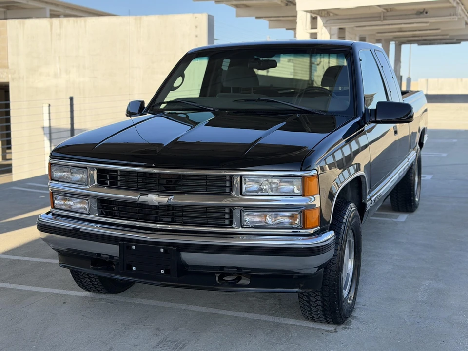 1998 Chevrolet C/K 4th Gen - Image 4 of 31