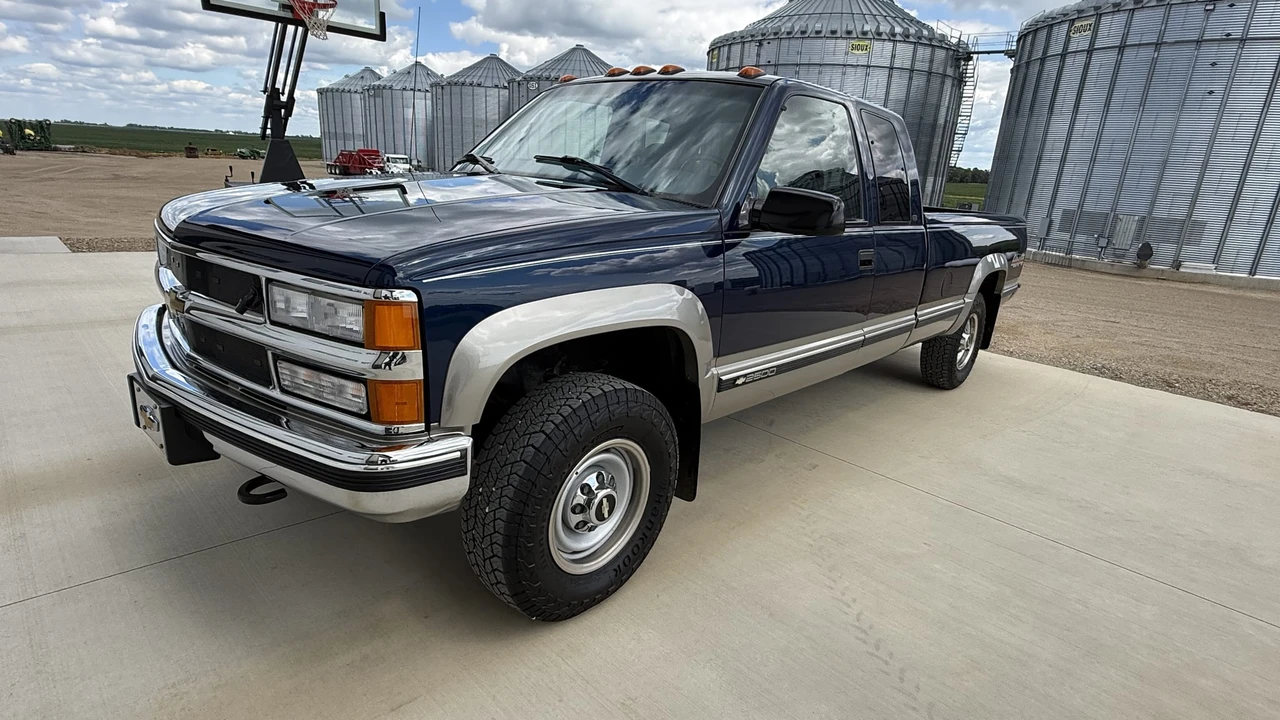 1998 Chevrolet C/K 4th Gen - Image 7 of 31