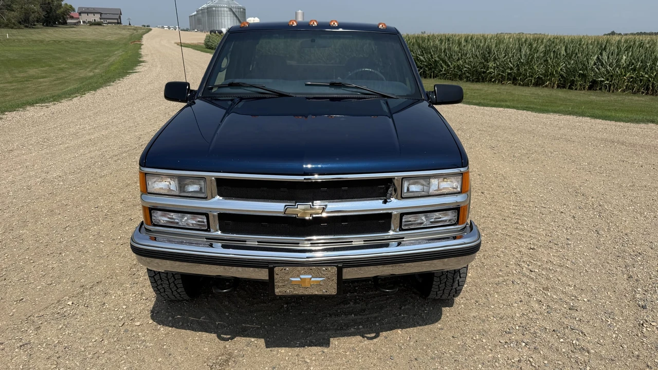 1998 Chevrolet C/K 4th Gen - Image 10 of 31