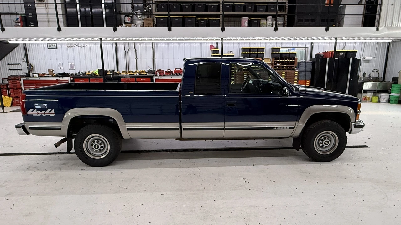 1998 Chevrolet C/K 4th Gen - Image 17 of 31