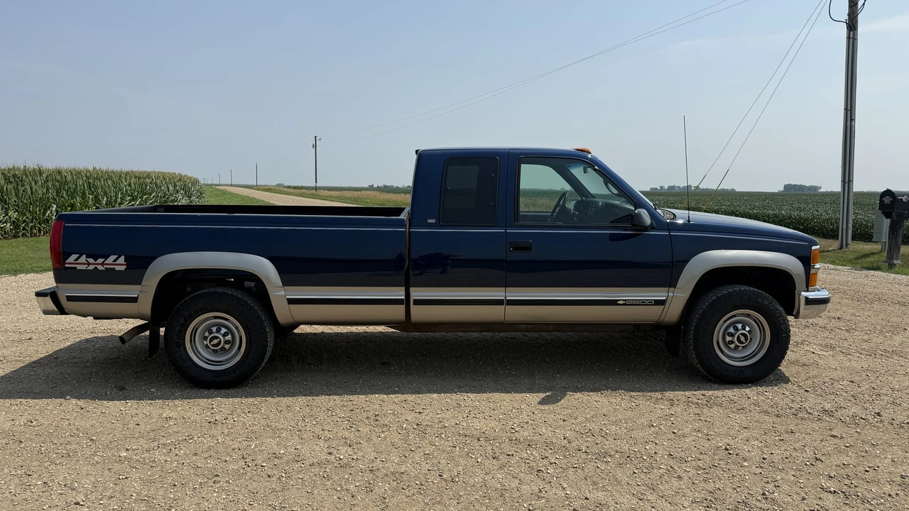 1998 Chevrolet C/K 4th Gen - Image 18 of 31