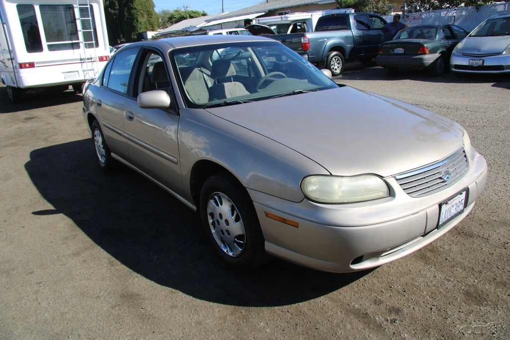 1998 Chevrolet Malibu - Image 11 of 21