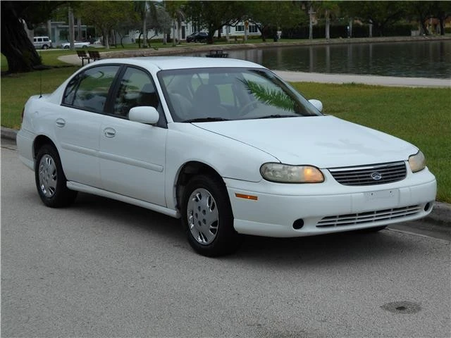 1998 Chevrolet Malibu - Image 2 of 12