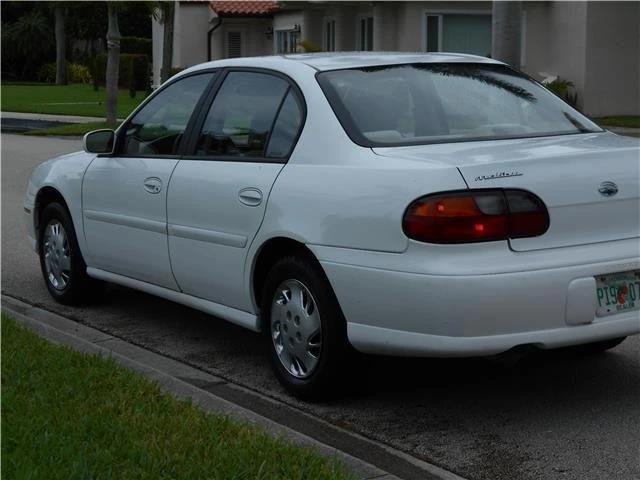 1998 Chevrolet Malibu - Image 9 of 12