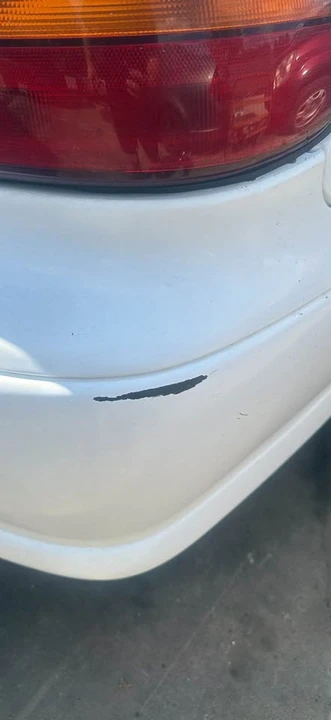 1998 Chevrolet Malibu - Image 13 of 18