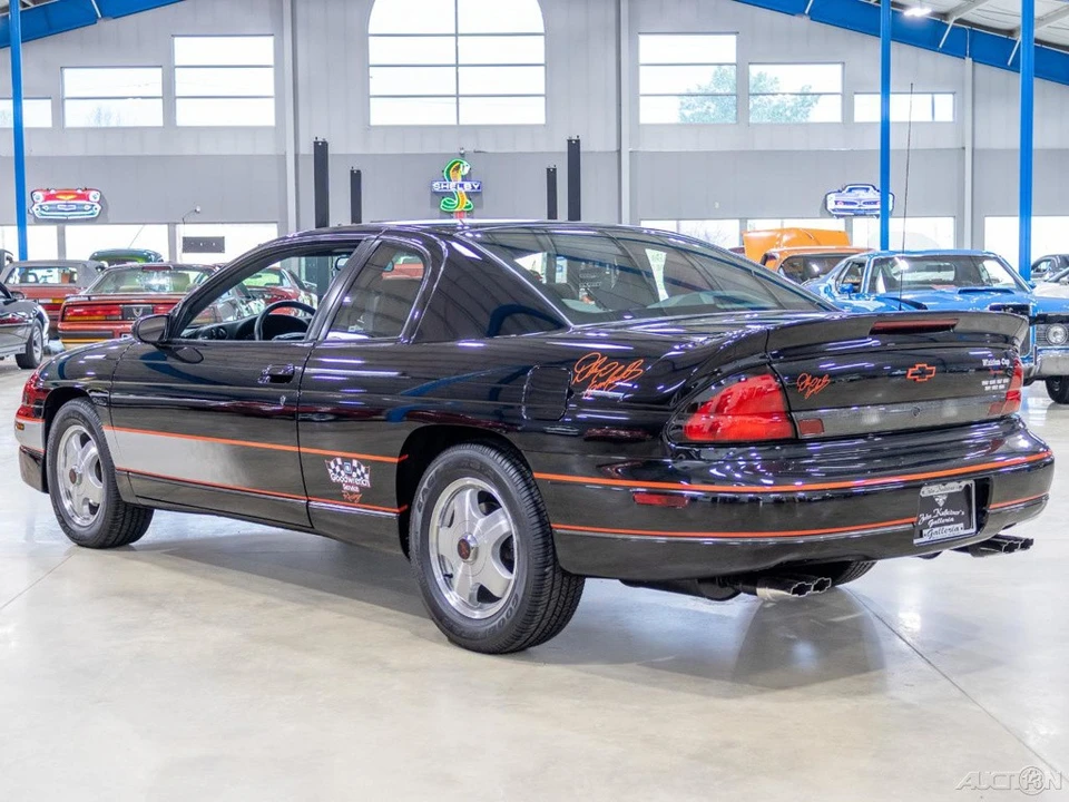 1998 Chevrolet Monte Carlo 5th Gen - Image 5 of 24