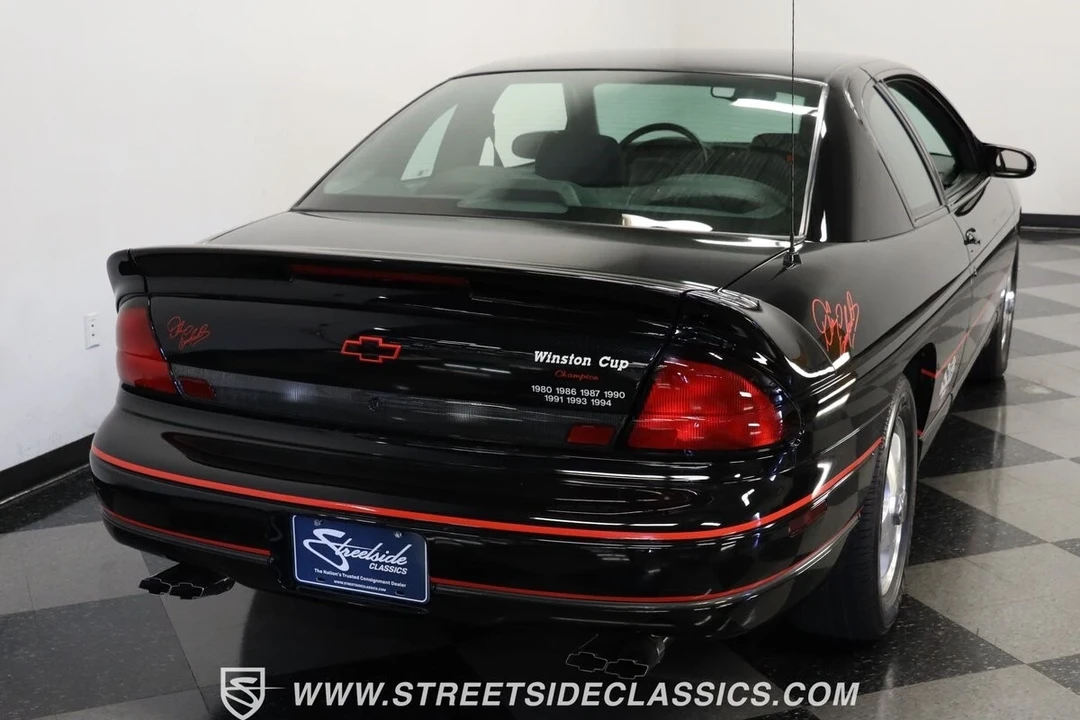 1998 Chevrolet Monte Carlo 6th Gen - Image 10 of 12