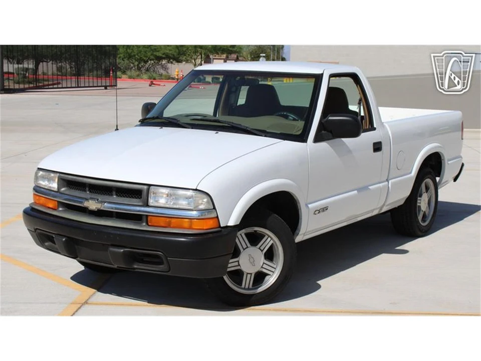 1998 Chevrolet C/K 4th Gen - Image 2 of 31
