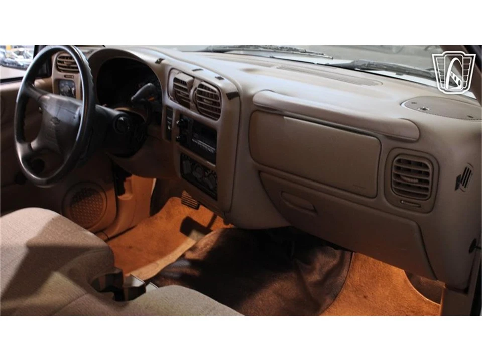 1998 Chevrolet C/K 4th Gen - Image 8 of 31