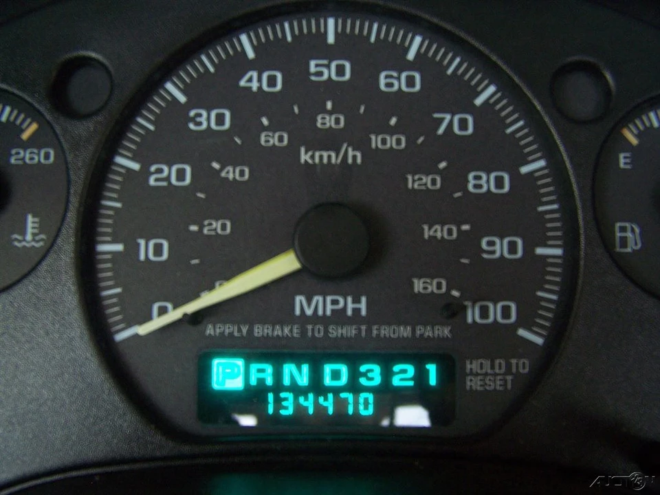 1998 Chevrolet S-10 - Image 9 of 21