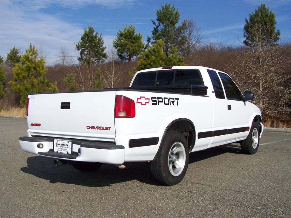 1998 Chevrolet S-10 - Image 4 of 12