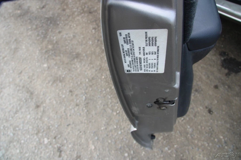 1998 Chevrolet S-10 - Image 8 of 21