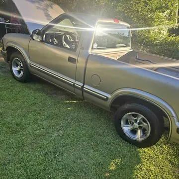 1998 Chevrolet S10 Extended Cab Pickup