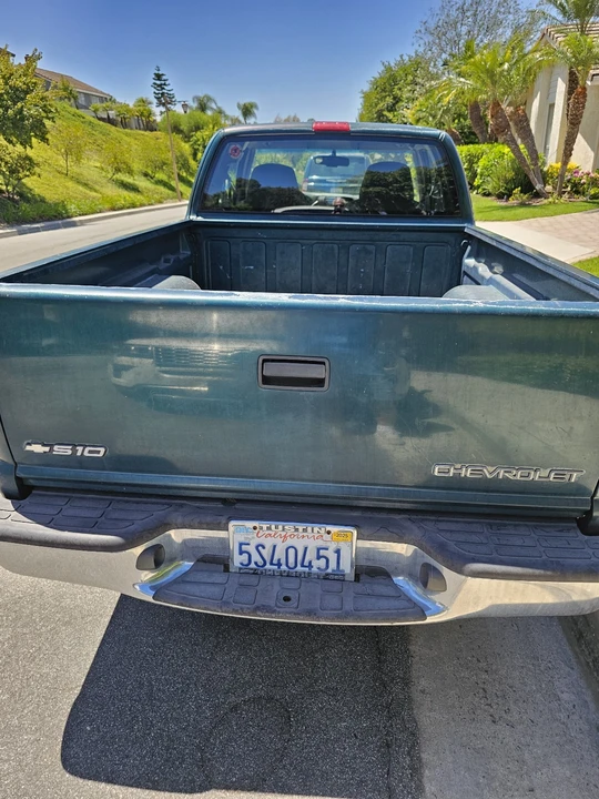 1998 Chevrolet S-10 - Image 2 of 20