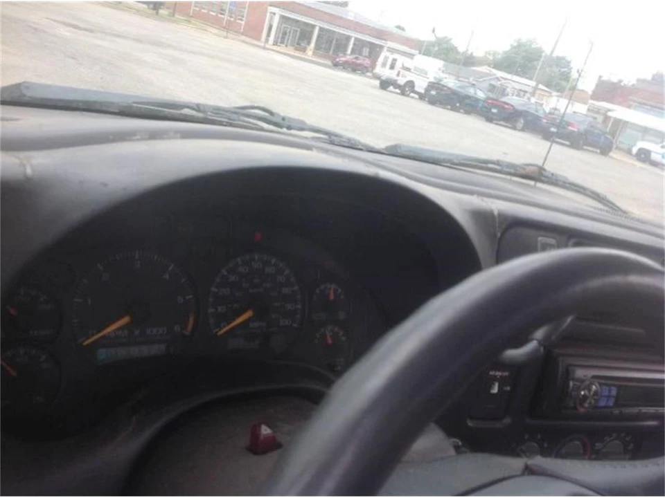 1998 Chevrolet S-10 - Image 10 of 18