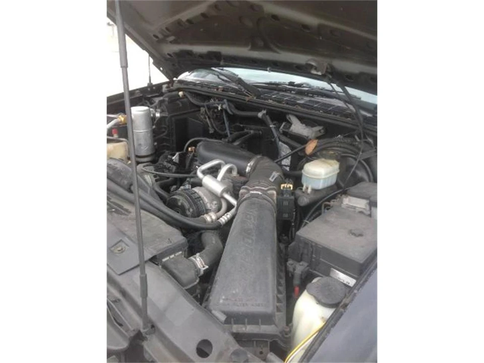 1998 Chevrolet S-10 - Image 7 of 18