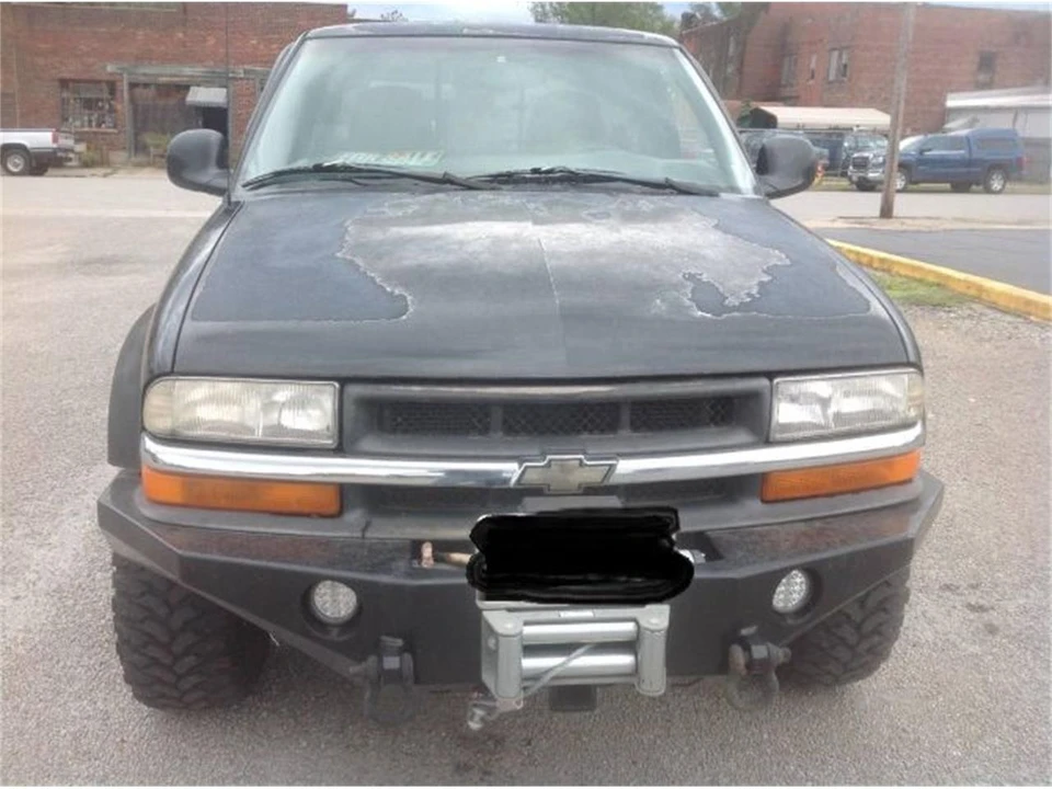 1998 Chevrolet S-10 - Image 4 of 18