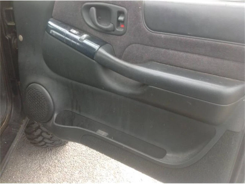 1998 Chevrolet S-10 - Image 15 of 18