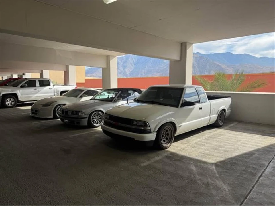 1998 Chevrolet S-10 - Image 4 of 7