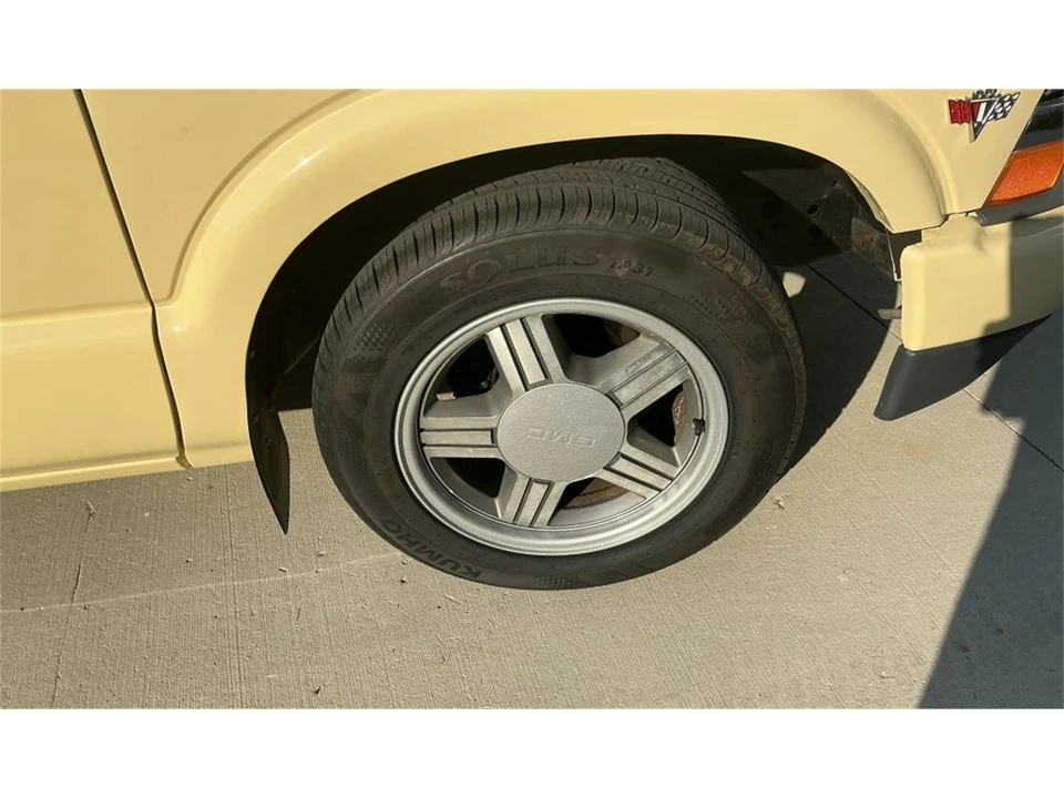 1998 Chevrolet S-10 - Image 29 of 30