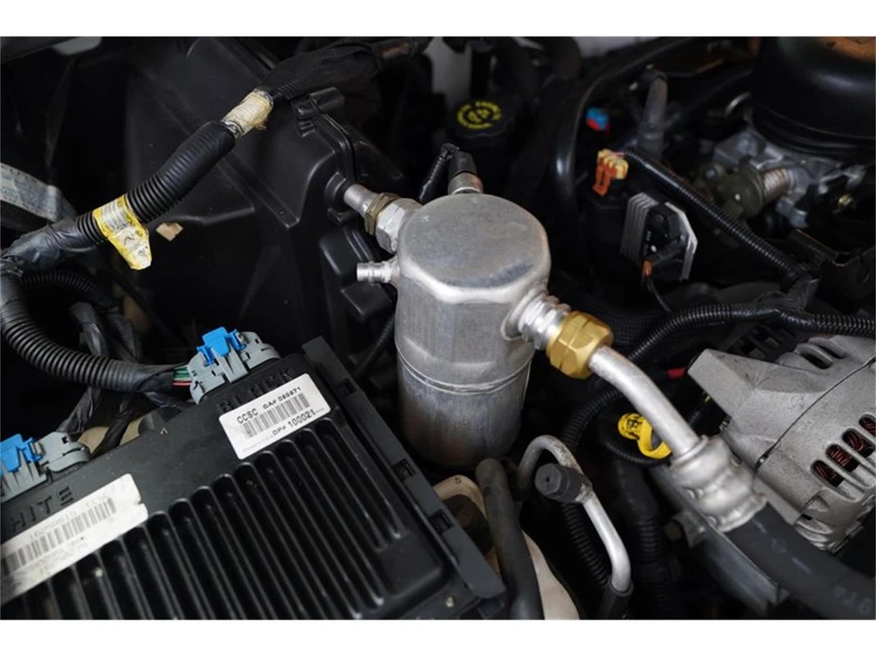 1998 Chevrolet S-10 - Image 19 of 31