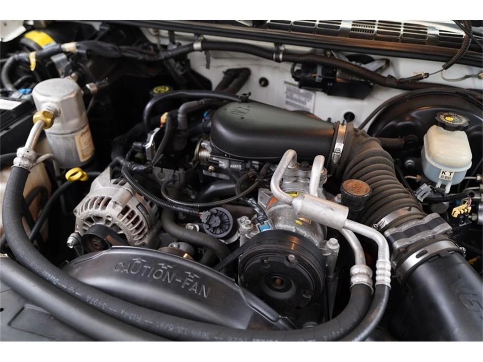 1998 Chevrolet S-10 - Image 15 of 31