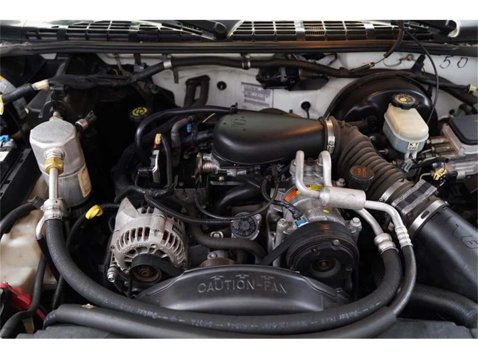 1998 Chevrolet S-10 - Image 16 of 31