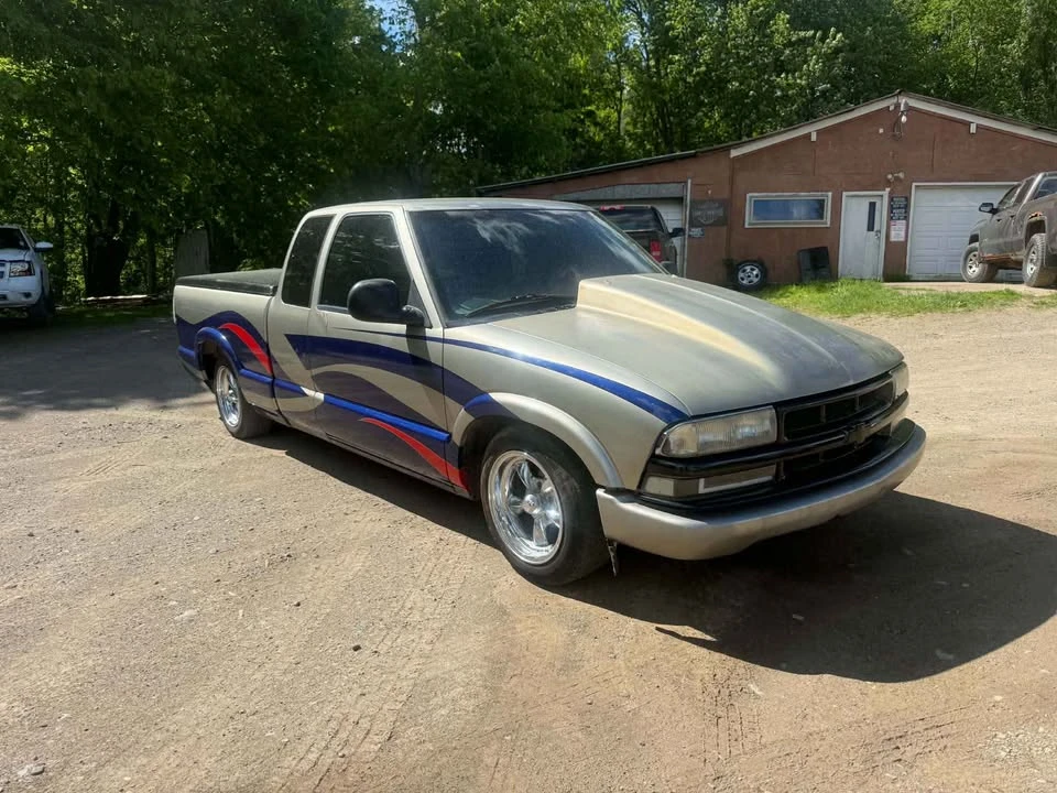 1998 Chevrolet S-10 - Image 3 of 9