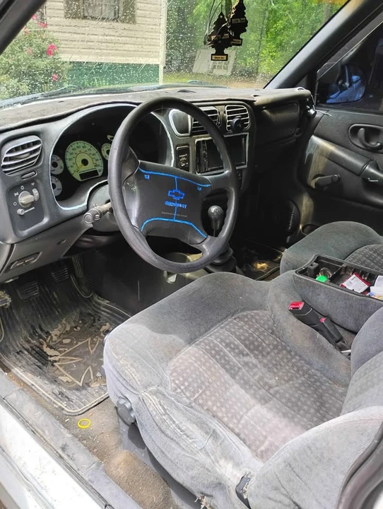 1998 Chevrolet S-10 - Image 4 of 4