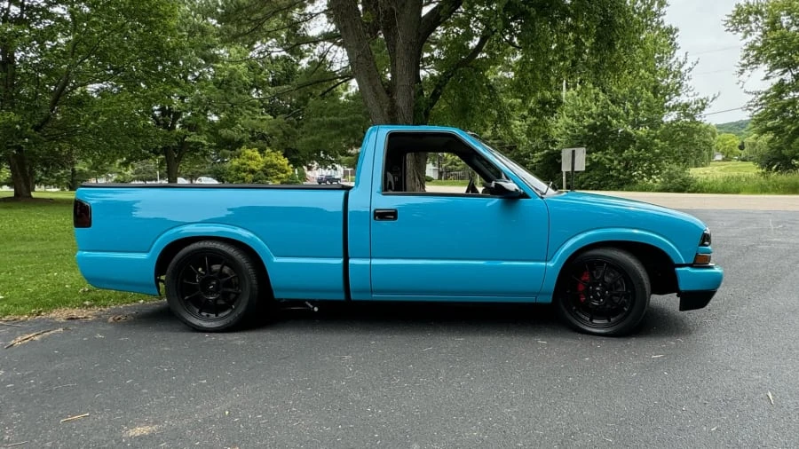 1998 Chevrolet S-10 - Image 2 of 10