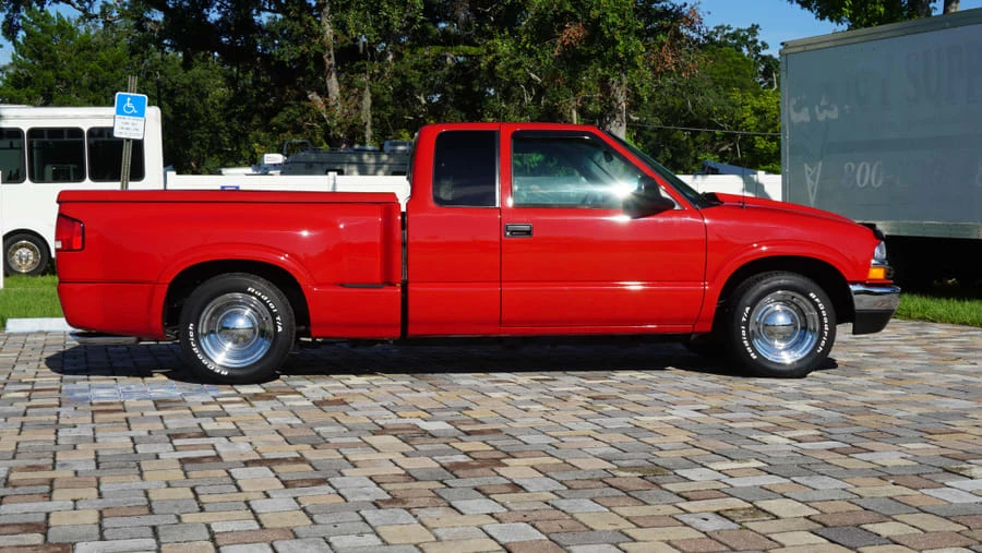 1998 Chevrolet S-10 - Image 17 of 18