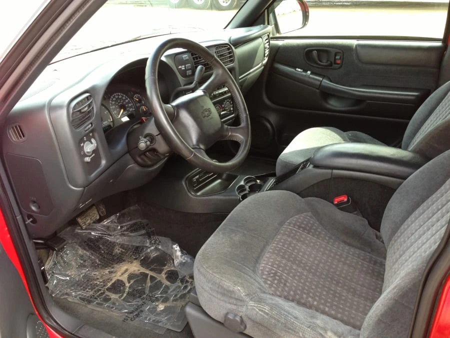 1998 Chevrolet S-10 - Image 4 of 6