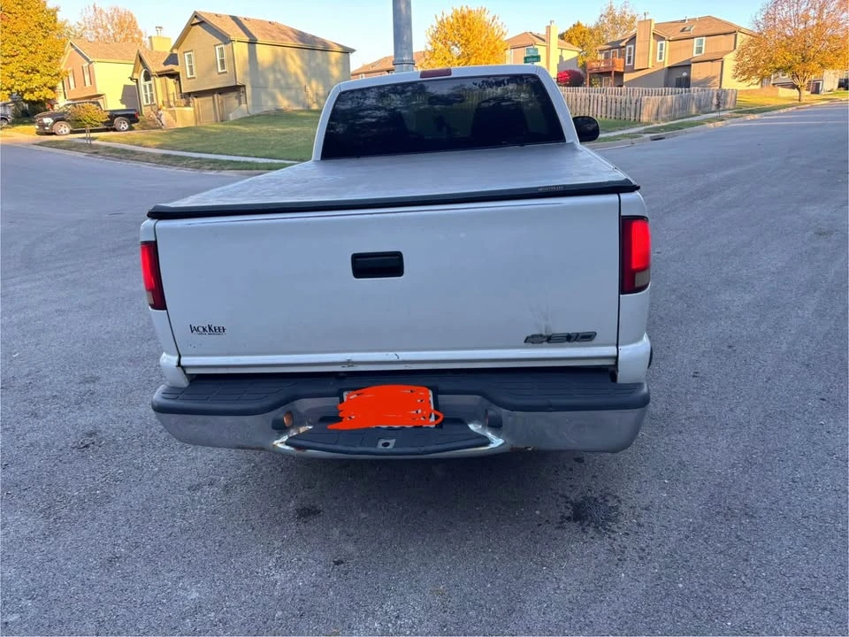 1998 Chevrolet S-10 - Image 13 of 16