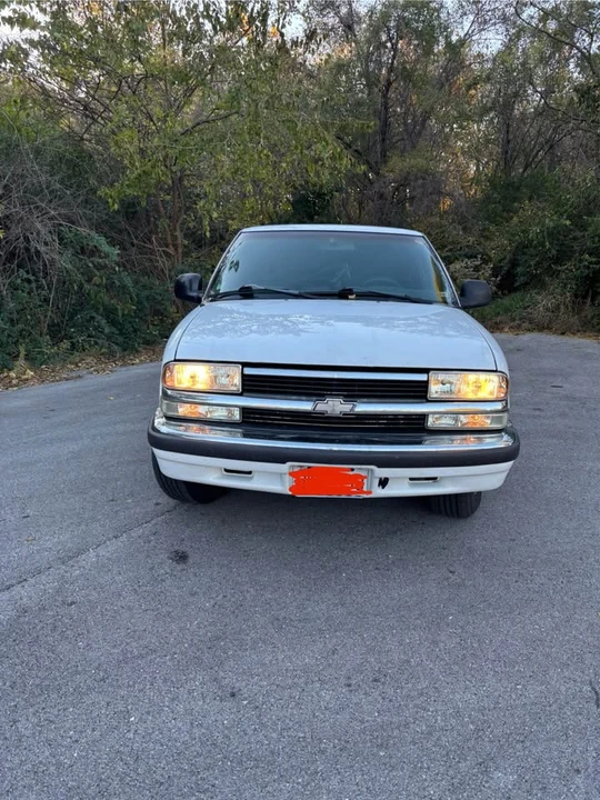 1998 Chevrolet S-10 - Image 14 of 16