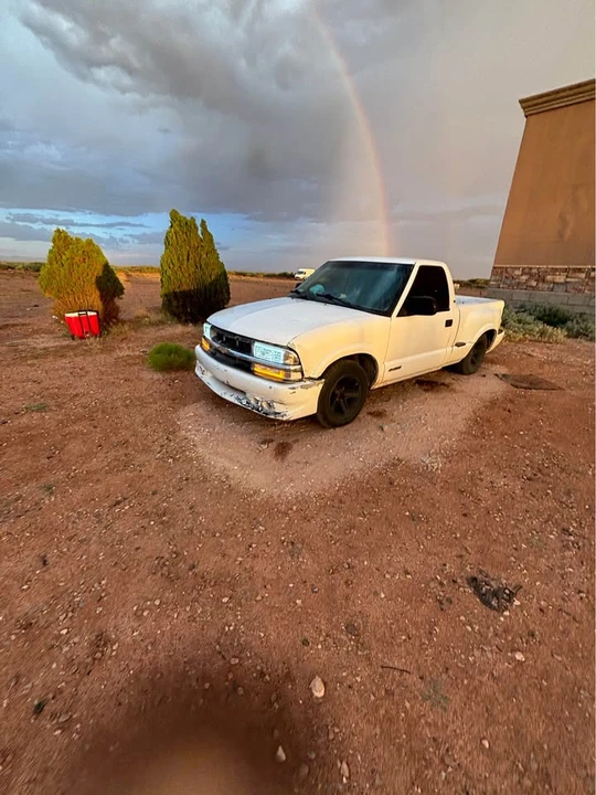 1998 Chevrolet S-10 - Image 2 of 6