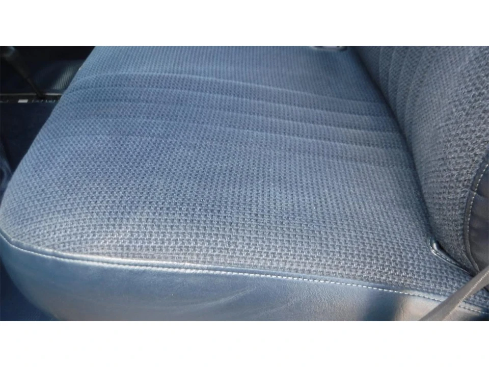 1998 Chevrolet Silverado - Image 17 of 31