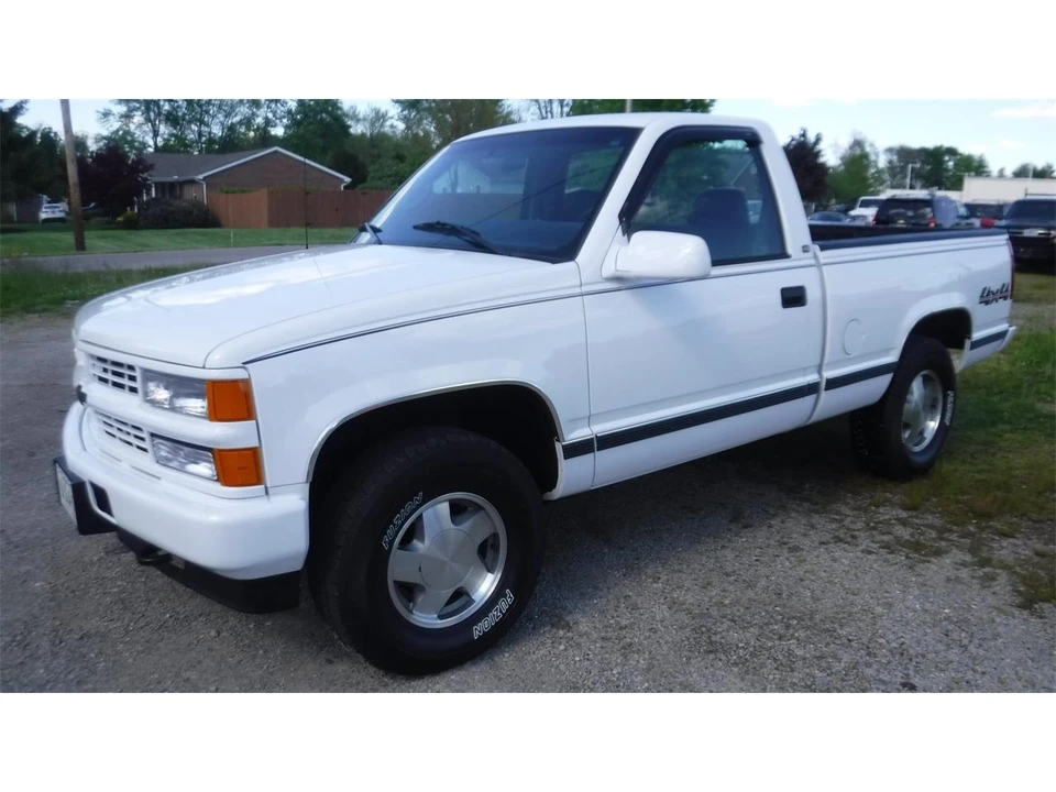 1998 Chevrolet Silverado - Image 24 of 31