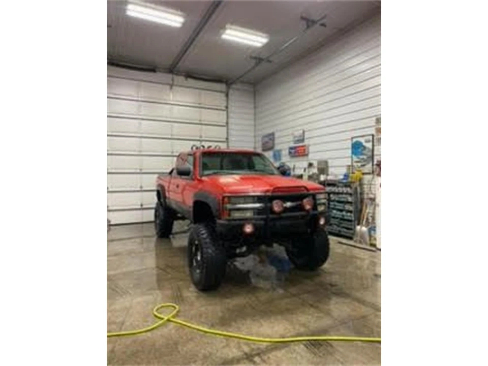 1998 Chevrolet Silverado - Image 6 of 17