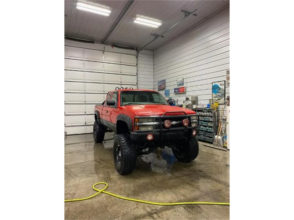 1998 Chevrolet Silverado - Image 5 of 17