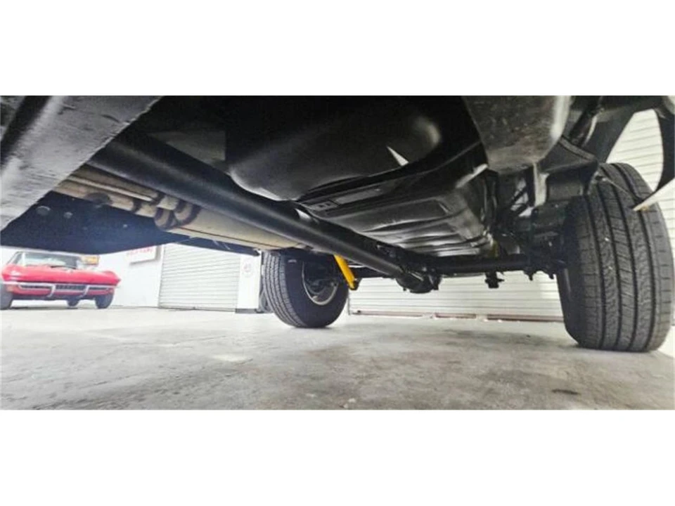 1998 Chevrolet Silverado - Image 7 of 30