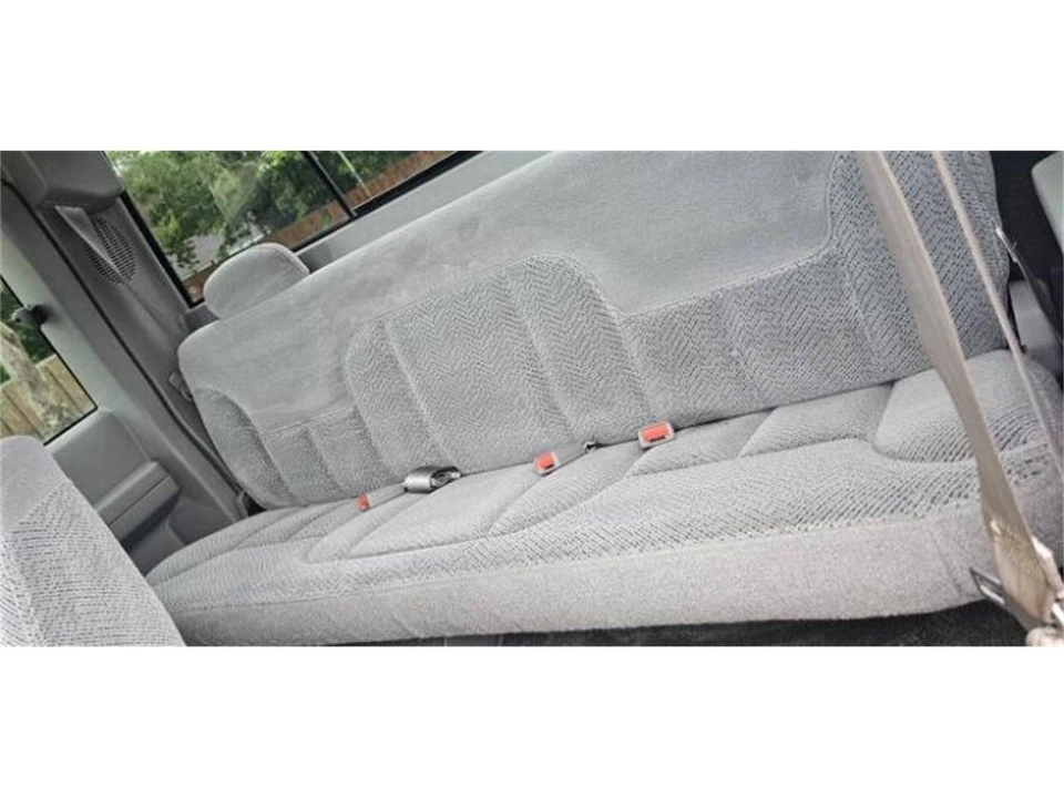 1998 Chevrolet Silverado - Image 28 of 30