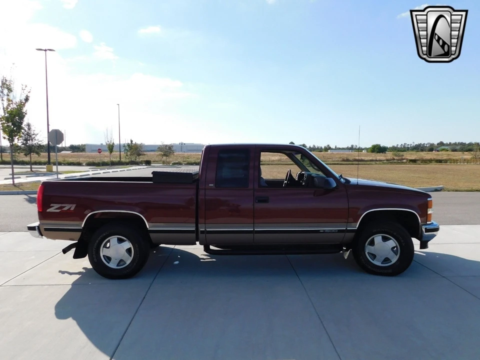 1998 Chevrolet Silverado 1st Gen - Image 5 of 12
