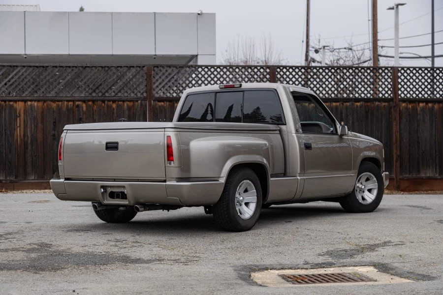 1998 Chevrolet Silverado - Image 3 of 30