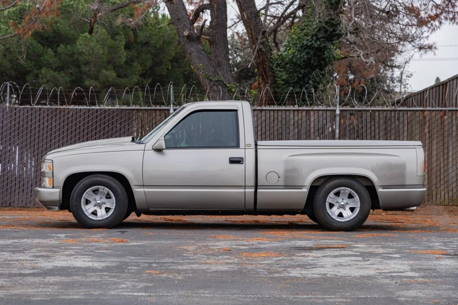 1998 Chevrolet Silverado - Image 13 of 30