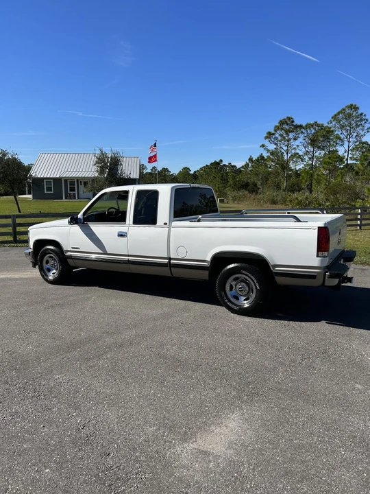 1998 Chevrolet Silverado - Image 2 of 14
